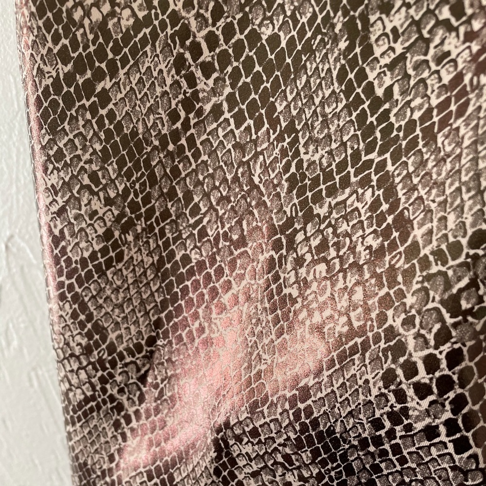 GUESS Snake Print Pants - Picture 4 of 5